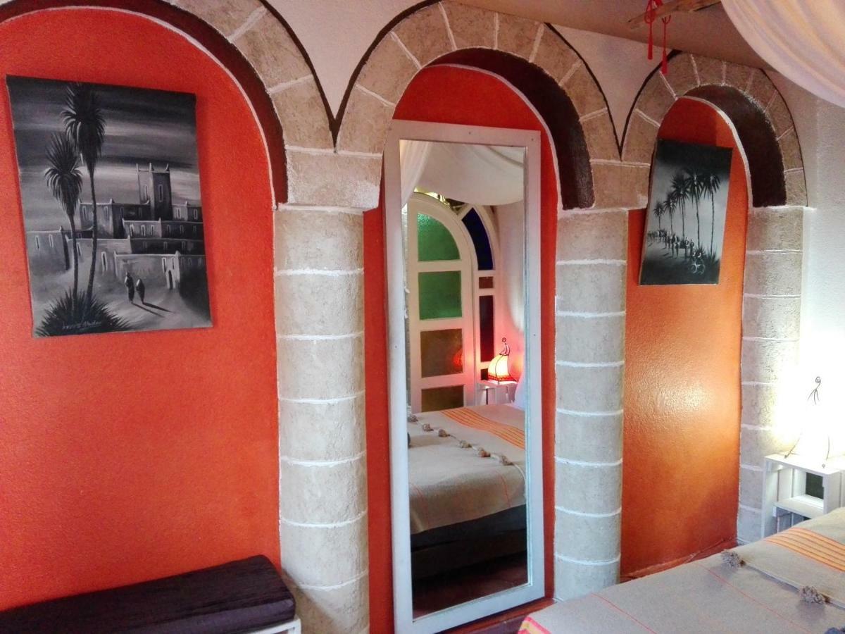 Dar El Paco Bed & Breakfast Essaouira Bagian luar foto